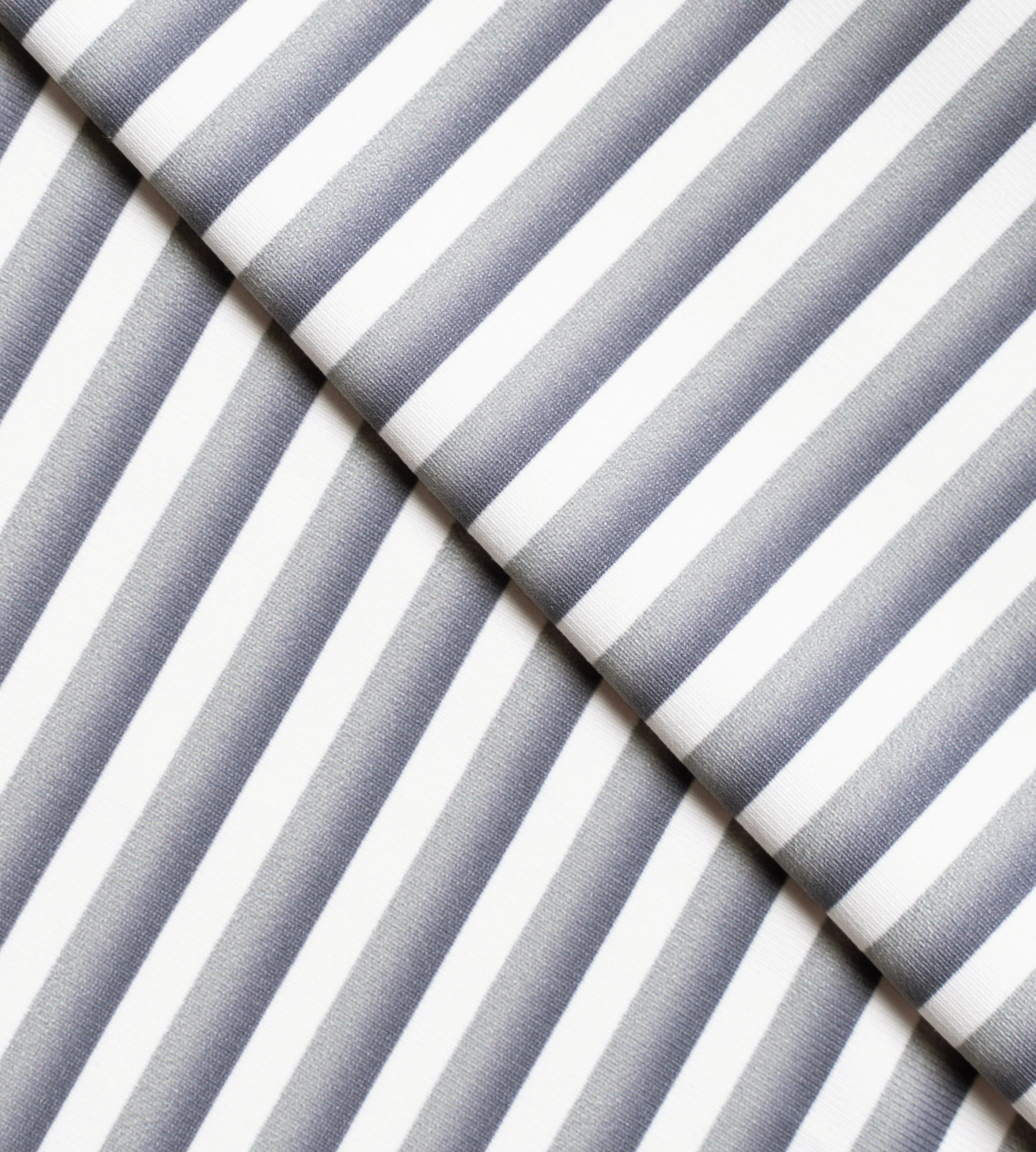 GRADIENT STRIPE POLO - GREY - Image 4