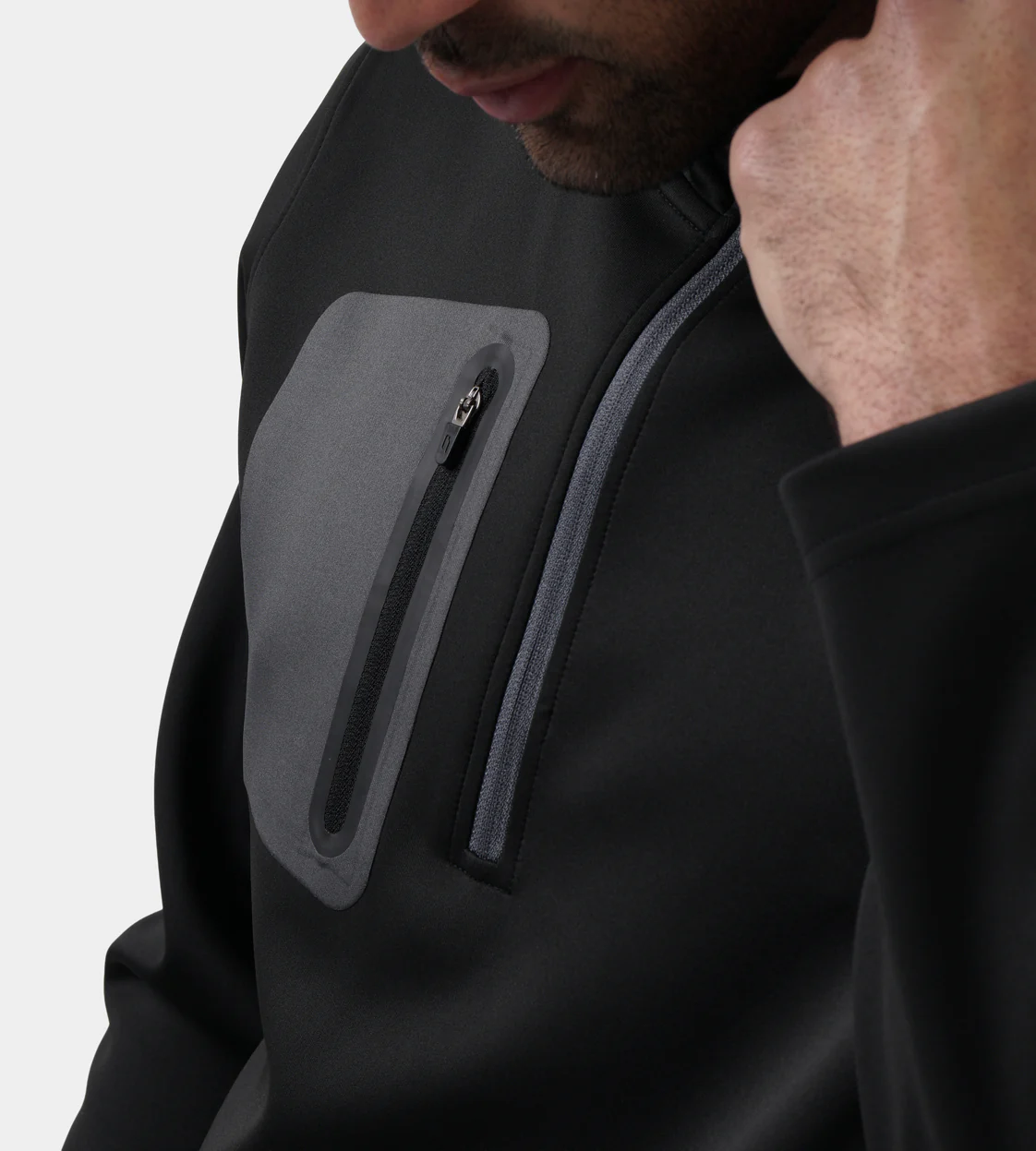 HELIOS HOODIE - BLACK - Image 4