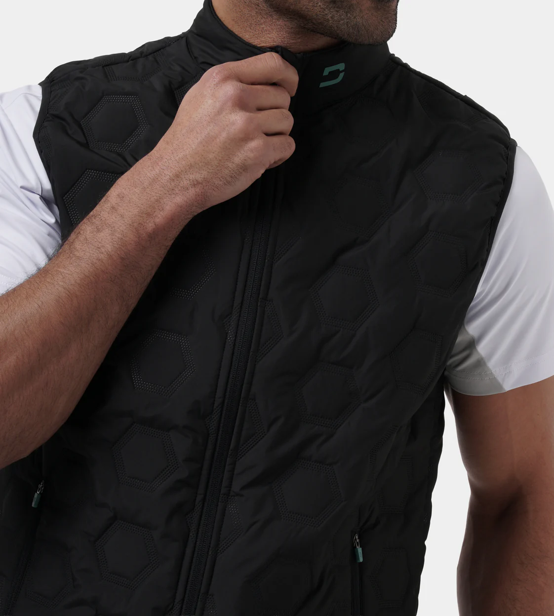 HEXA PERFORMANCE GILET - BLACK - Image 4