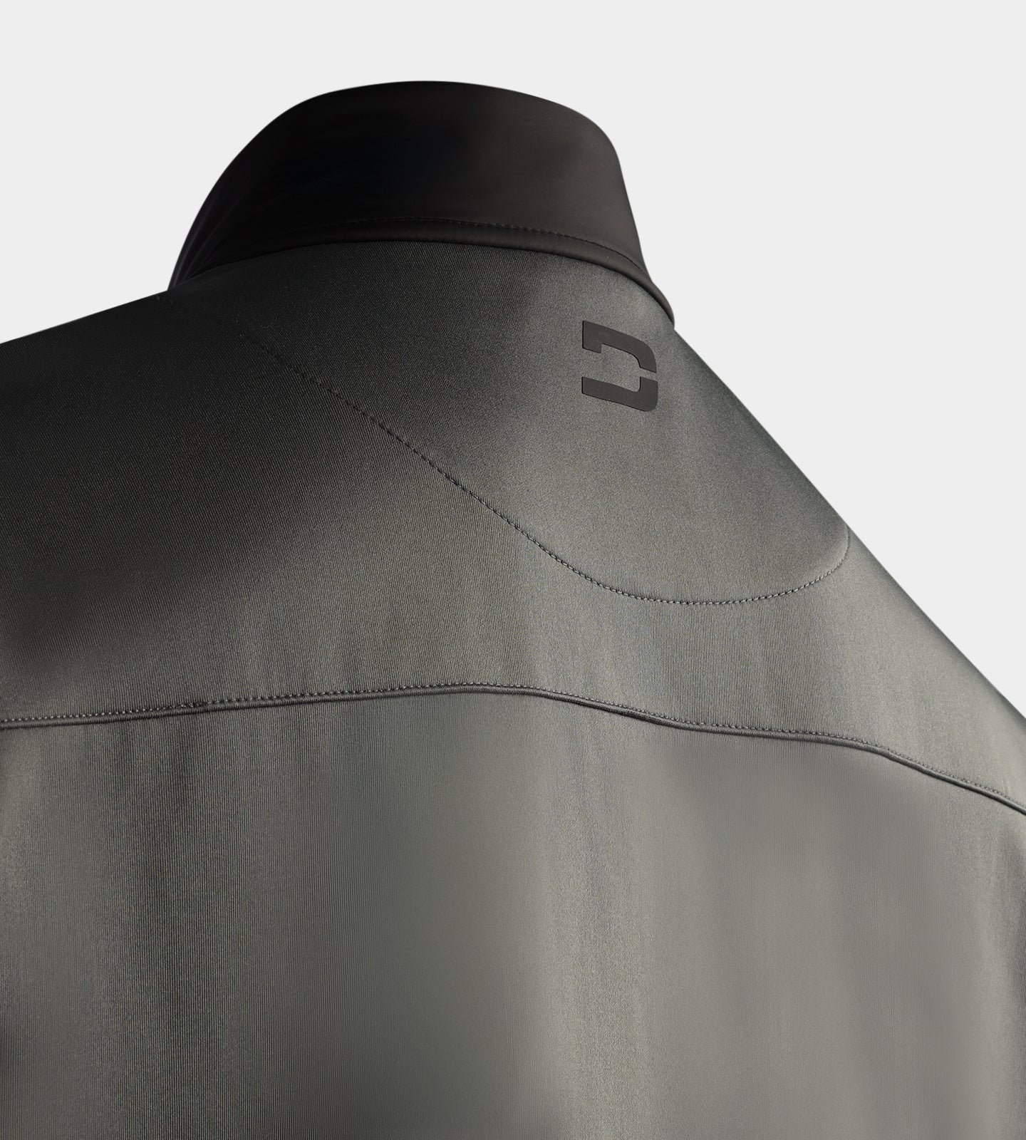 LINKS TECH JACKET - BLACK - Image 3
