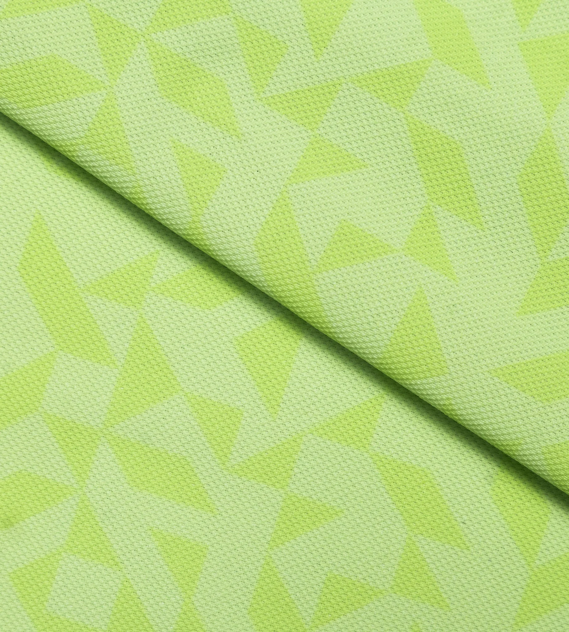 MODERN ABSTRACT POLO - LIME - Image 4