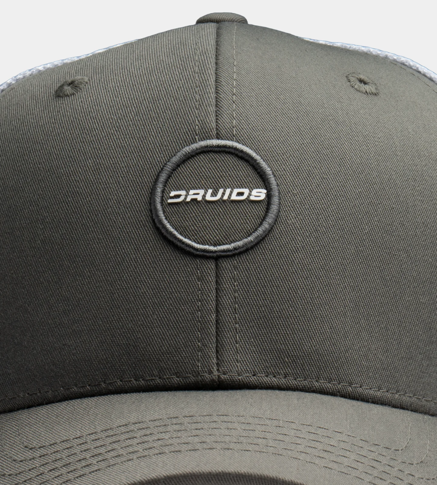 PLAYERS D BADGE CAP - GREY / WHITE - Image 3