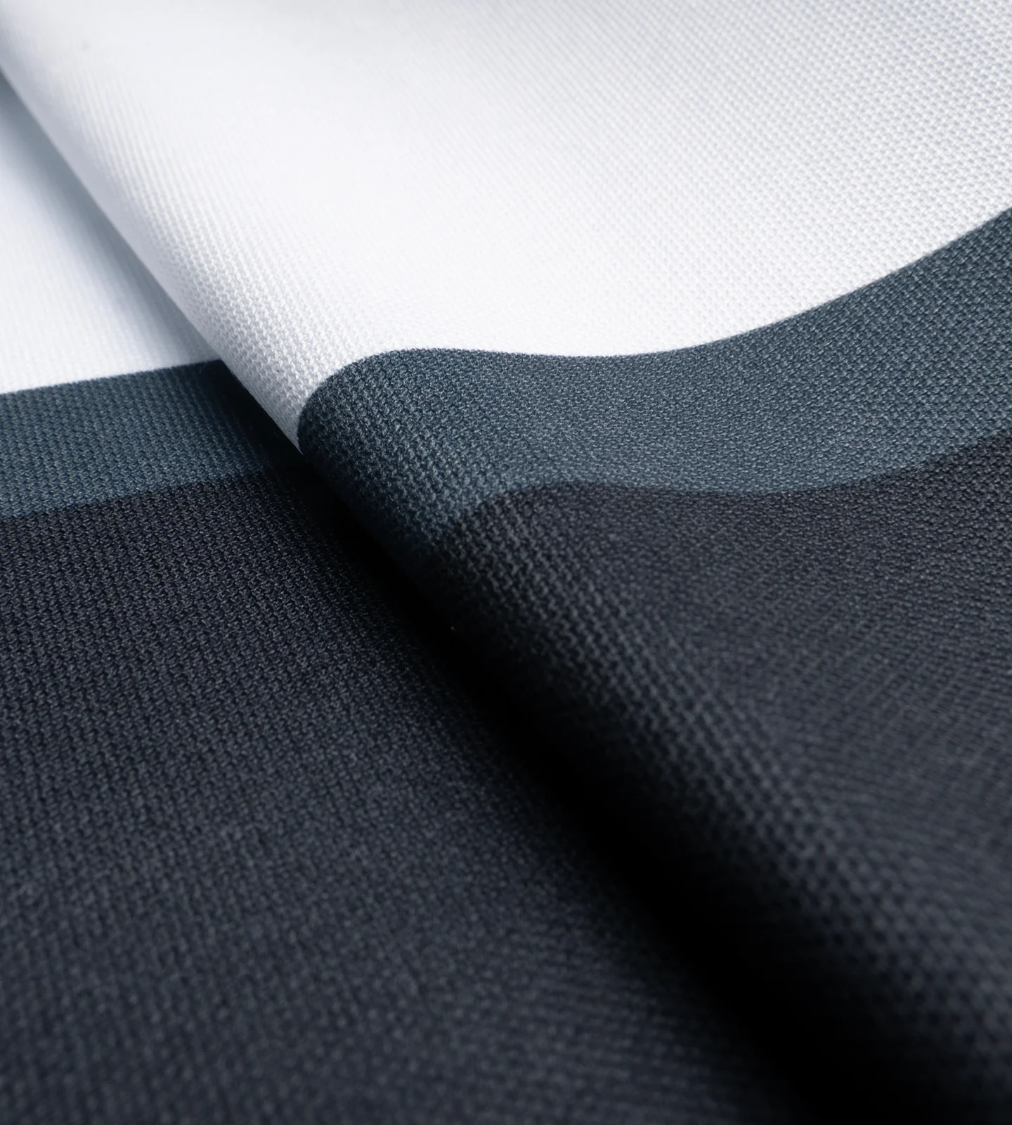 STRIPE PERFORMANCE POLO - CHARCOAL - Image 8