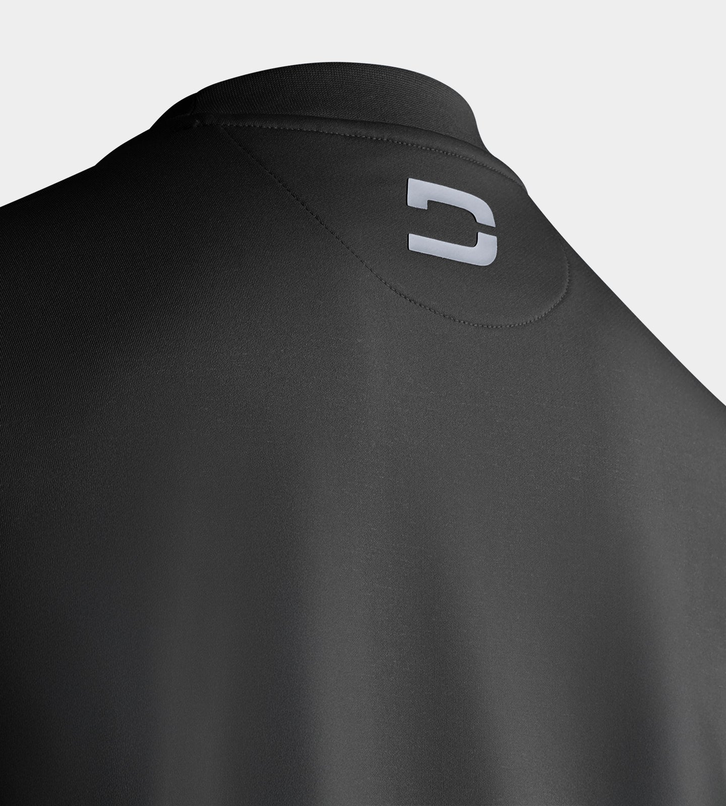 SWIFT CREW MIDLAYER - BLACK - Image 4