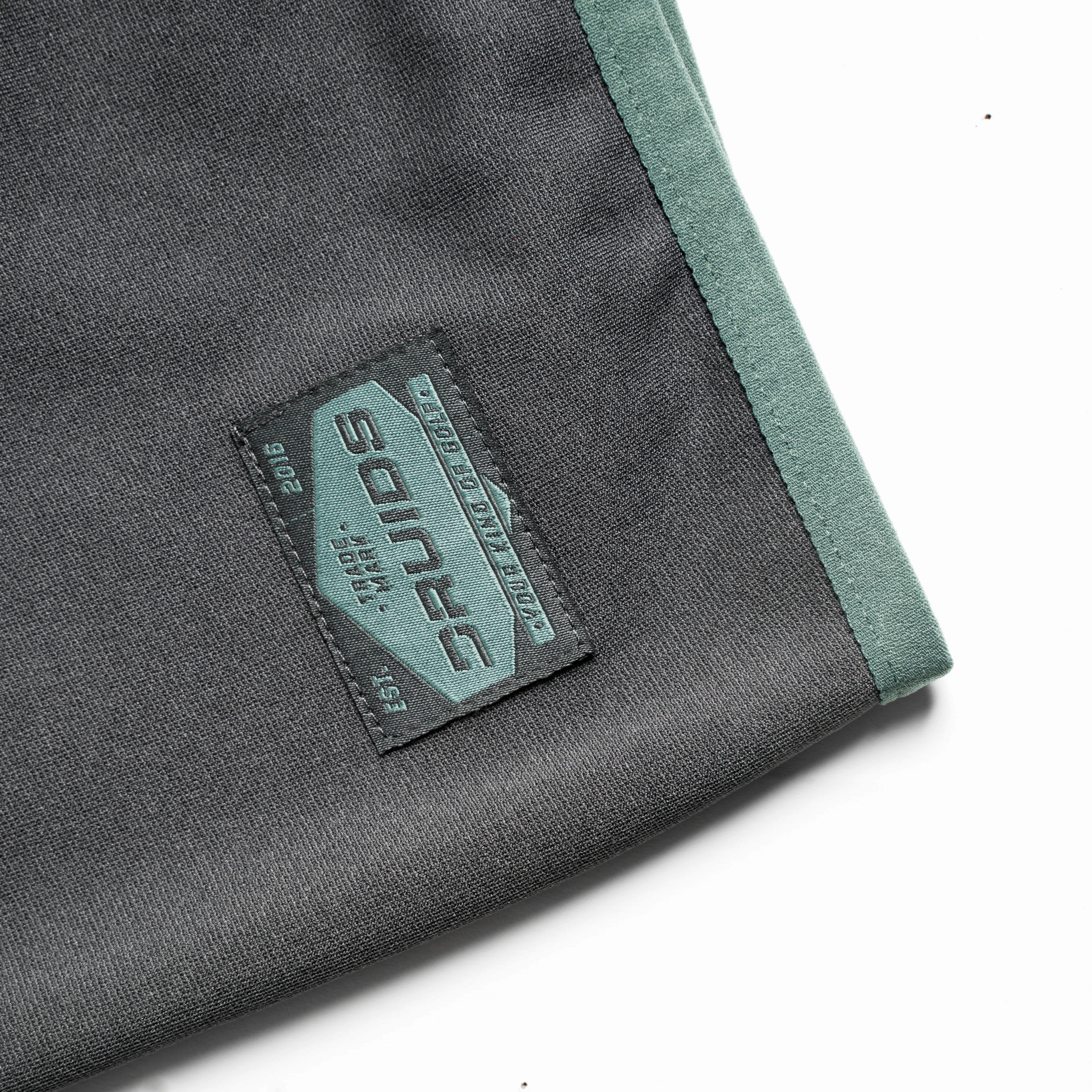 THERMALITE MIDLAYER - CHARCOAL - Image 6
