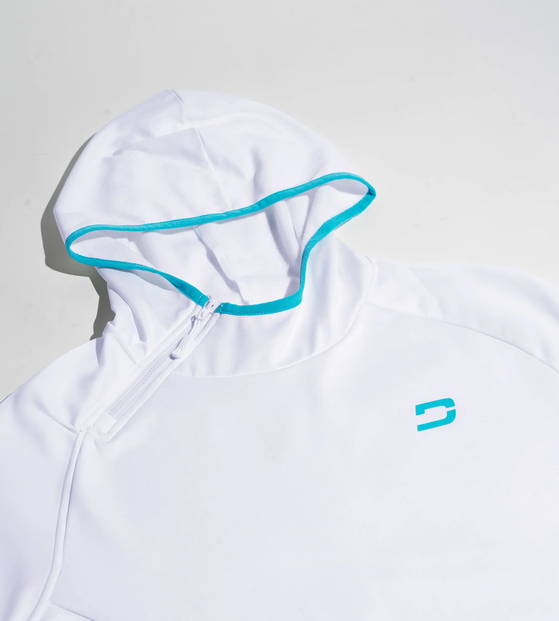 TIMELESS HOODIE - WHITE - Image 6