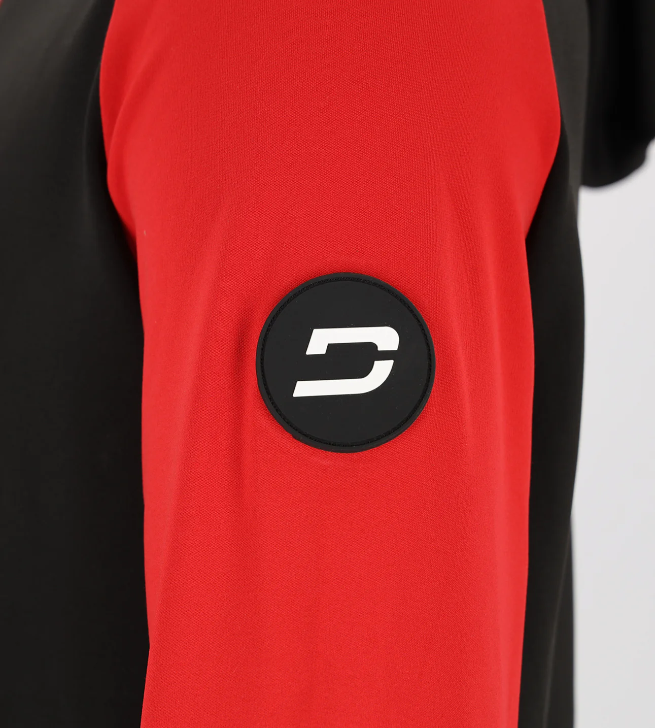 TWO TONE HOODIE 2.0 - BLACK / RED - Image 3