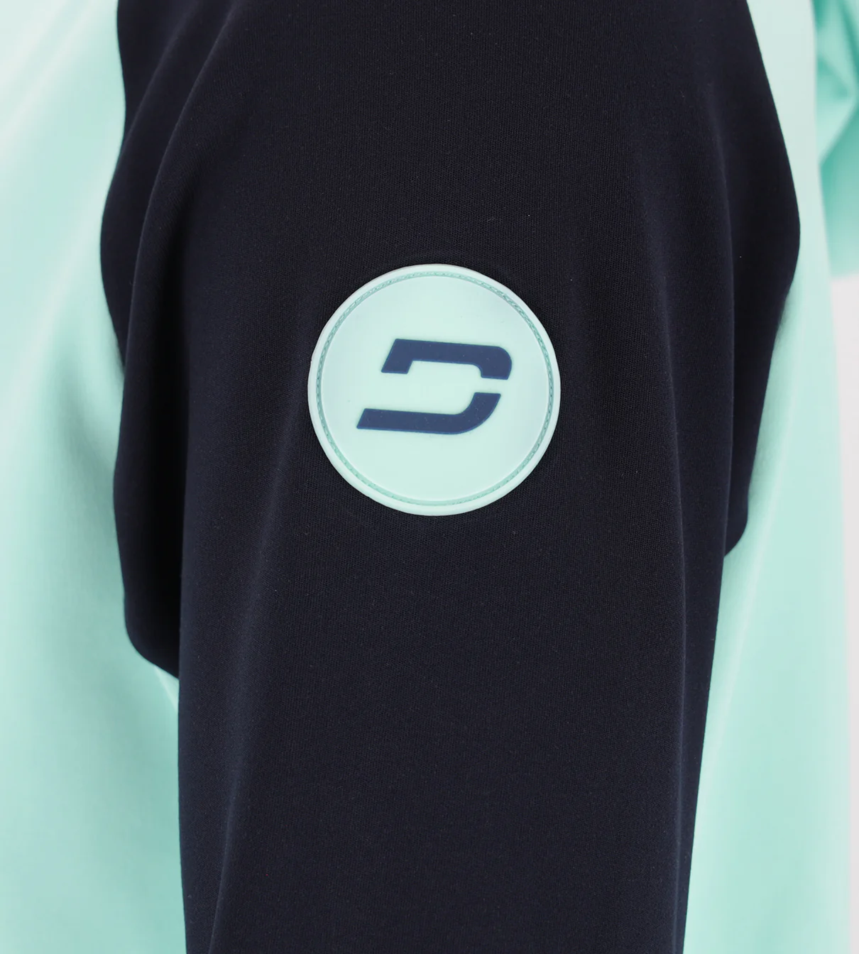 TWO TONE HOODIE 2.0 - MINT / NAVY - Image 3